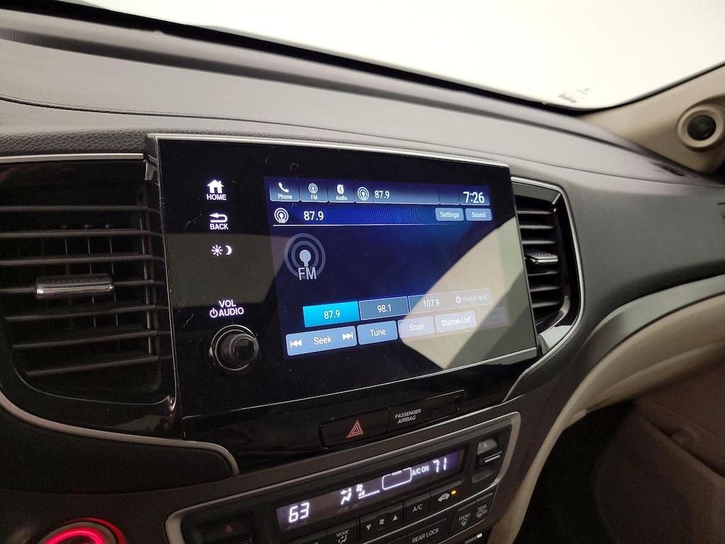 used 2022 Honda Pilot car, priced at $32,998