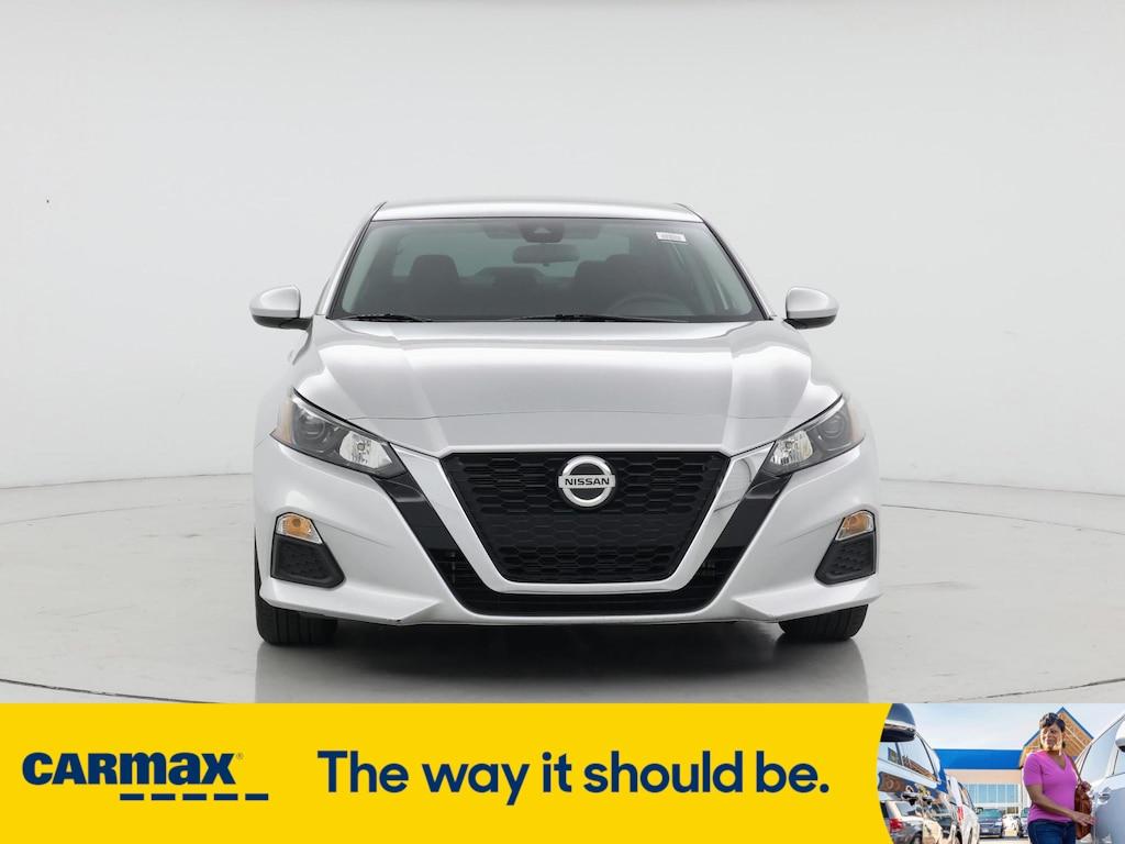 used 2022 Nissan Altima car, priced at $19,998