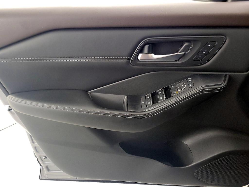used 2022 Nissan Rogue car, priced at $22,998