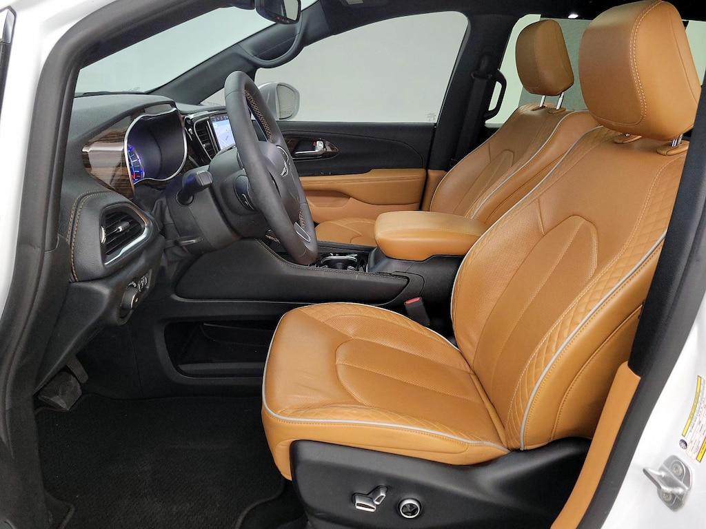 used 2022 Chrysler Pacifica Hybrid car, priced at $41,998