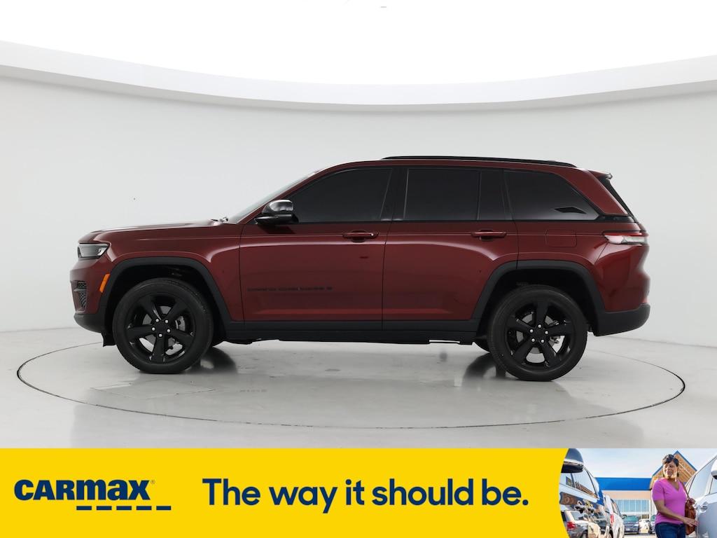used 2024 Jeep Grand Cherokee car, priced at $34,998