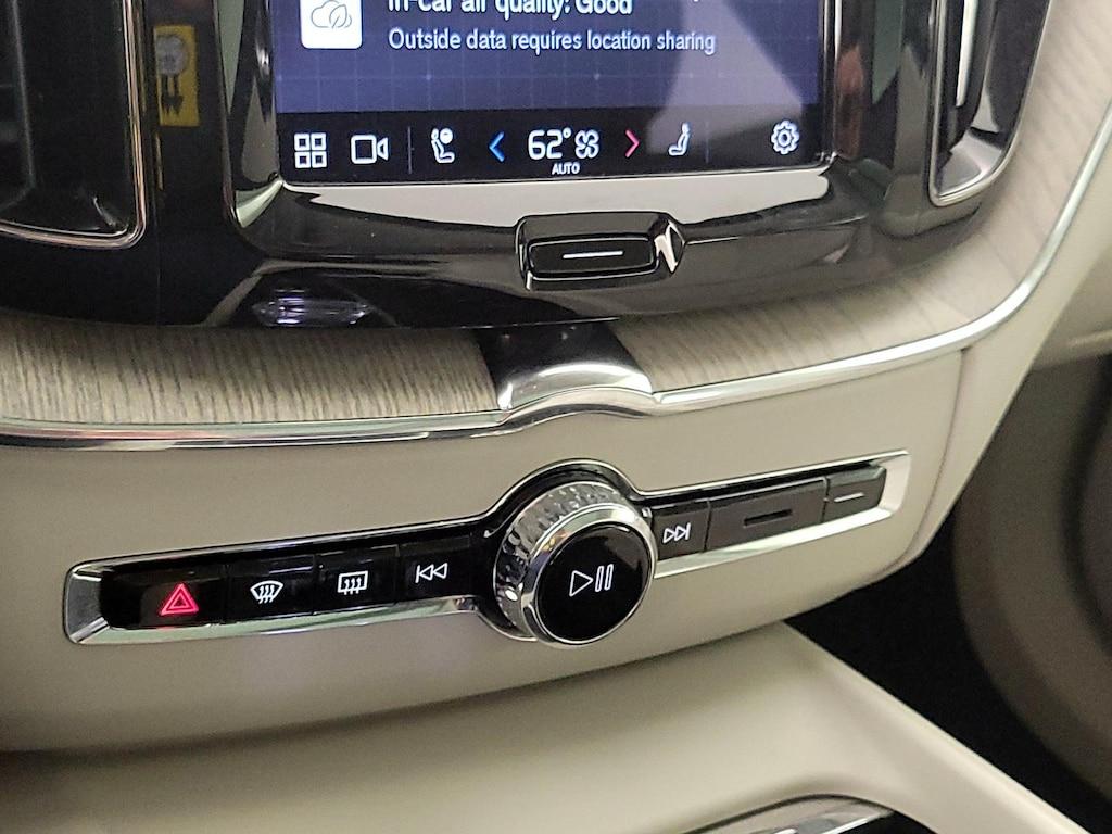 used 2023 Volvo XC60 car, priced at $34,998
