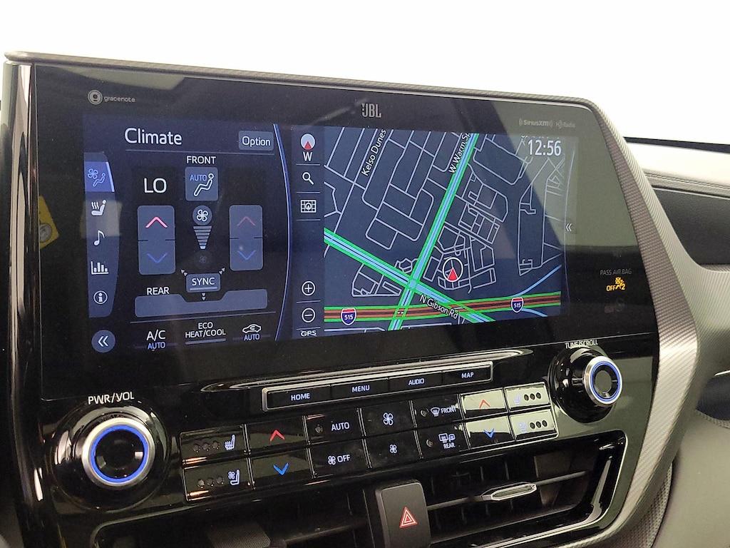 used 2022 Toyota Highlander car, priced at $34,998