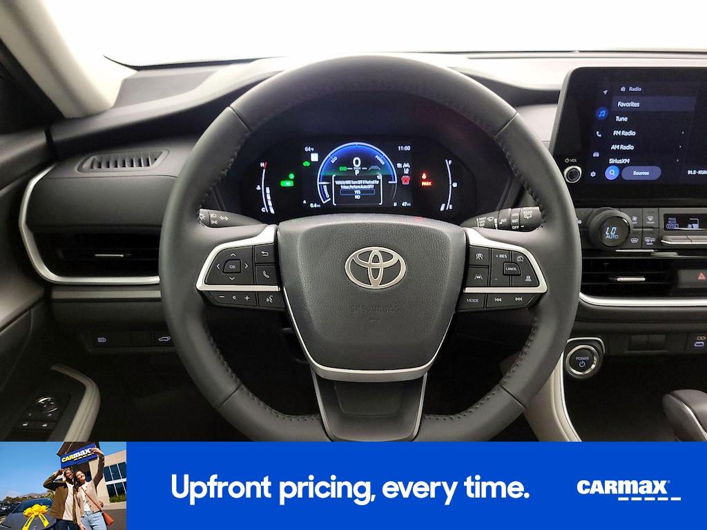 used 2025 Toyota Grand Highlander Hybrid car, priced at $54,998