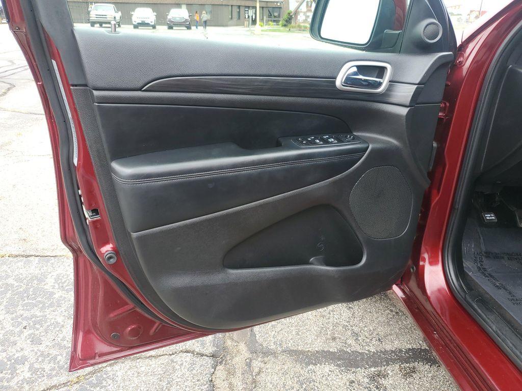 used 2020 Jeep Grand Cherokee car, priced at $18,991
