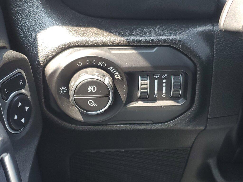 used 2022 Jeep Gladiator car, priced at $32,995