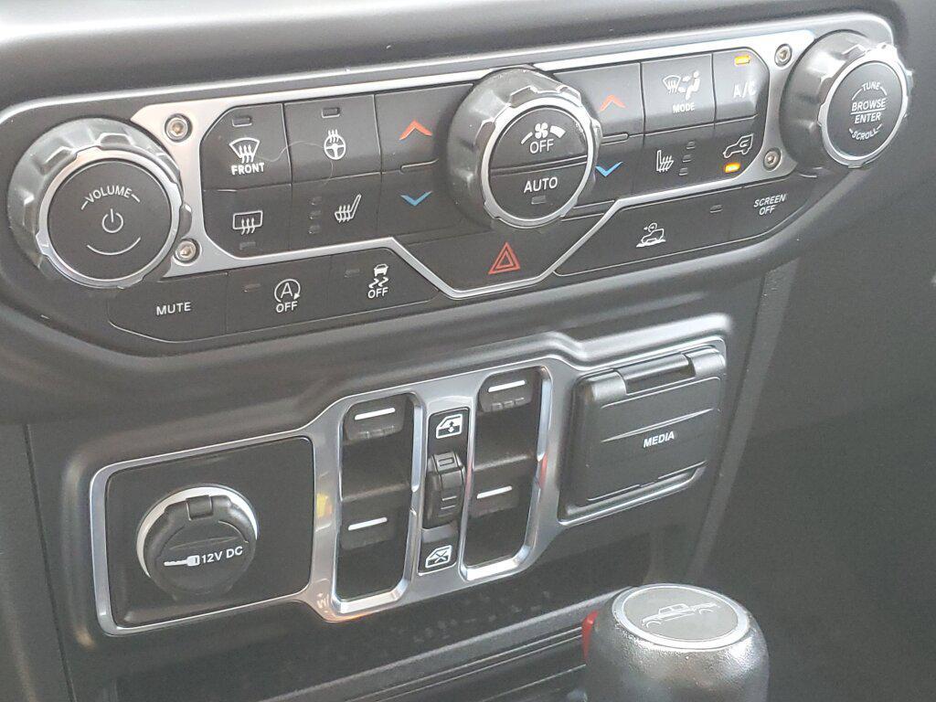 used 2022 Jeep Gladiator car, priced at $32,995