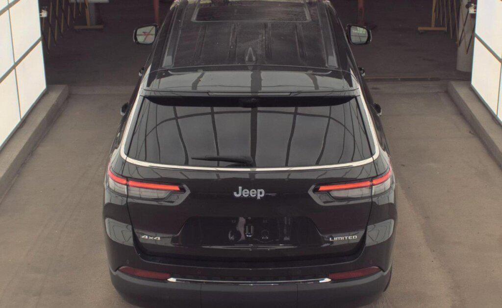 used 2024 Jeep Grand Cherokee L car, priced at $37,988