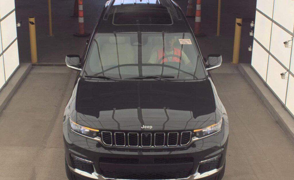 used 2024 Jeep Grand Cherokee L car, priced at $37,988