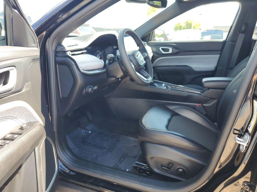 used 2023 Jeep Compass car, priced at $23,996