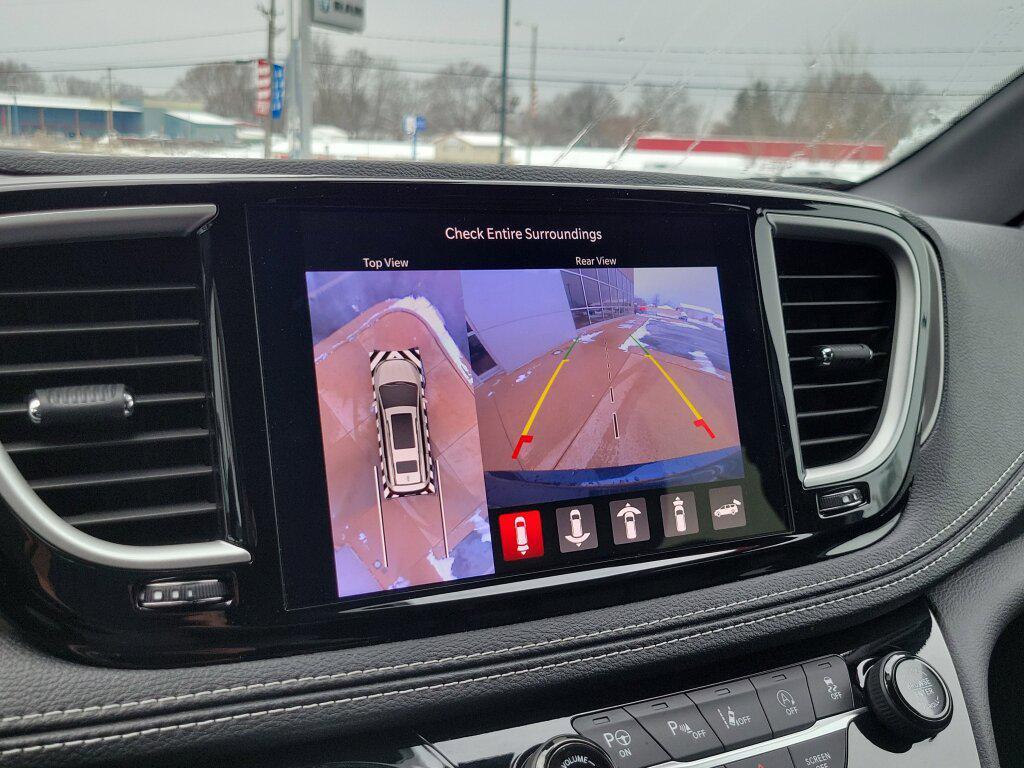 used 2025 Chrysler Pacifica car, priced at $39,992