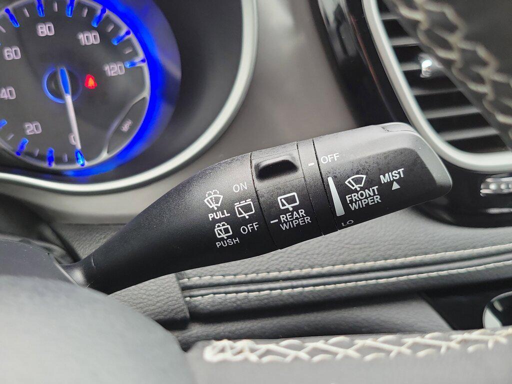 used 2025 Chrysler Pacifica car, priced at $39,992