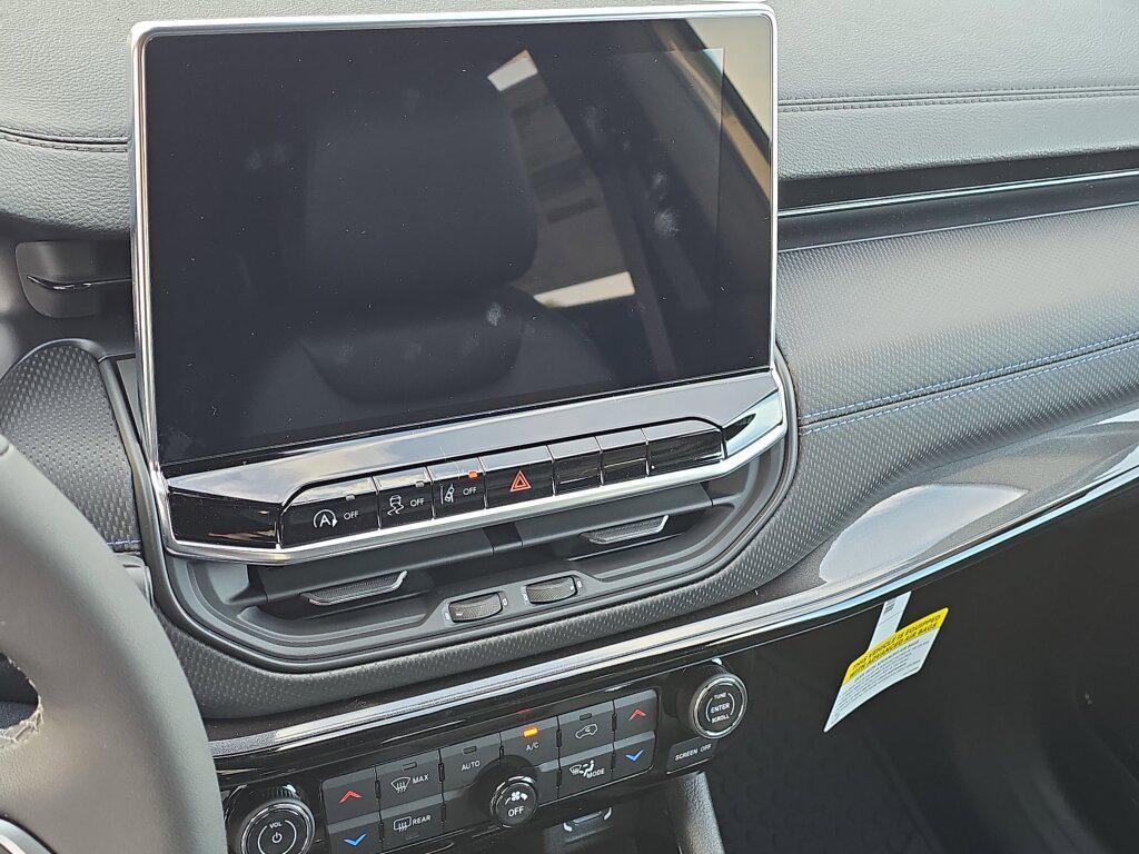 new 2026 Jeep Compass car, priced at $32,495