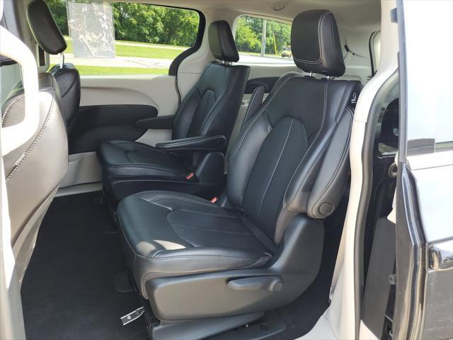 used 2023 Chrysler Pacifica Hybrid car, priced at $29,996