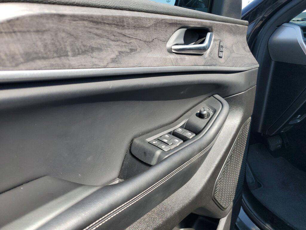 used 2024 Jeep Grand Cherokee L car, priced at $34,995