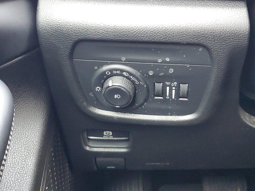 used 2024 Jeep Grand Cherokee L car, priced at $34,995