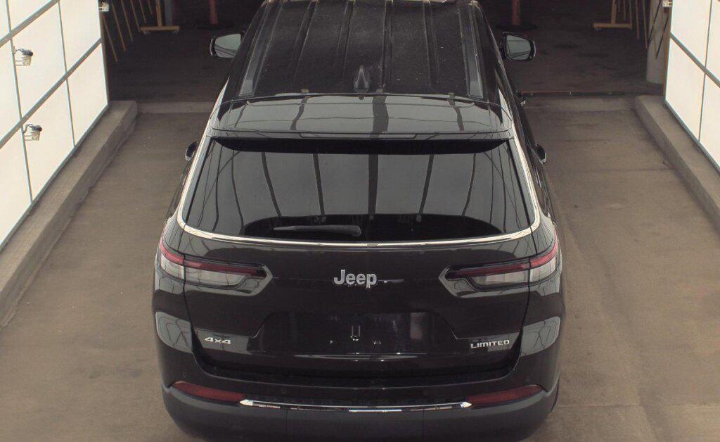 used 2024 Jeep Grand Cherokee L car, priced at $34,995