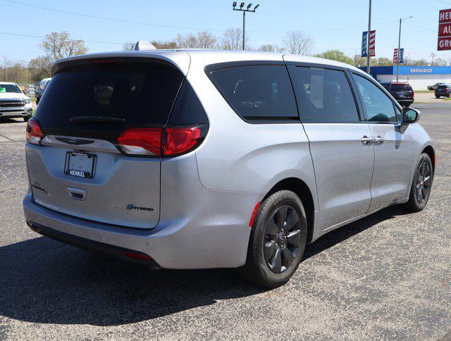 used 2020 Chrysler Pacifica Hybrid car, priced at $25,997