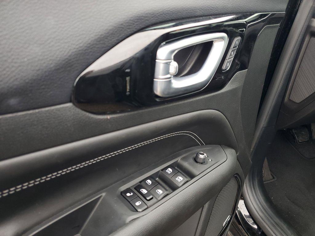 used 2024 Jeep Compass car, priced at $25,992
