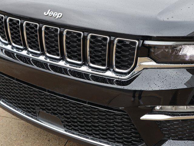 new 2024 Jeep Grand Cherokee car, priced at $47,995