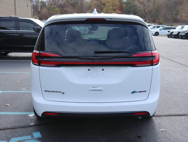 used 2022 Chrysler Pacifica Hybrid car, priced at $29,996