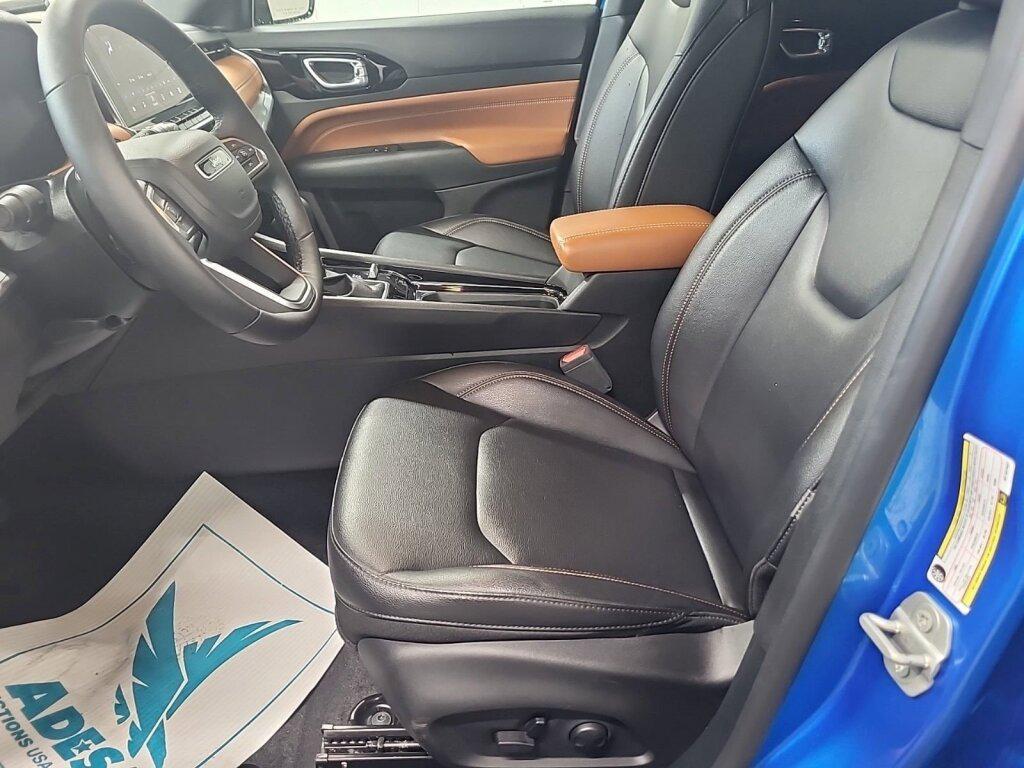 used 2024 Jeep Compass car, priced at $23,996