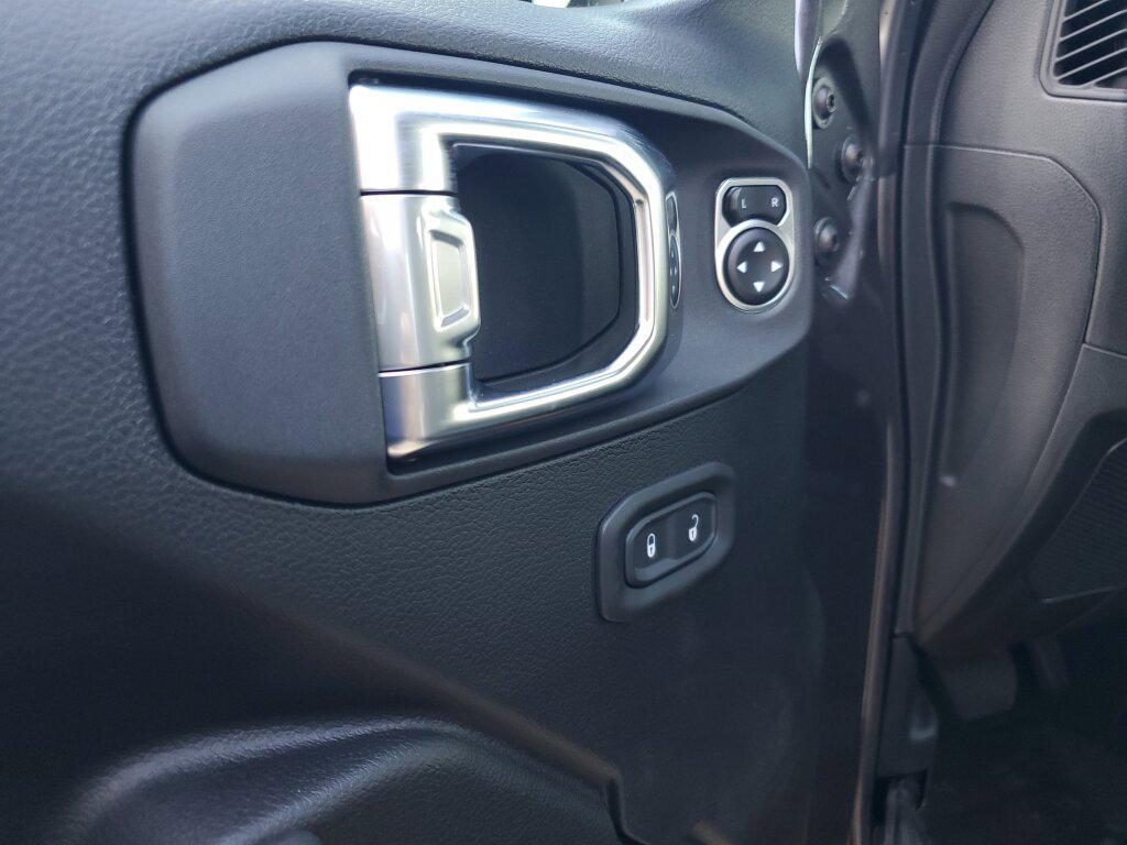 new 2026 Jeep Wrangler car, priced at $43,495