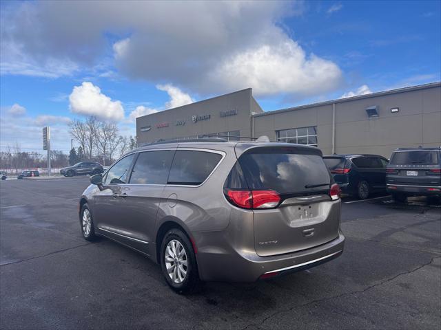 used 2017 Chrysler Pacifica car, priced at $11,988