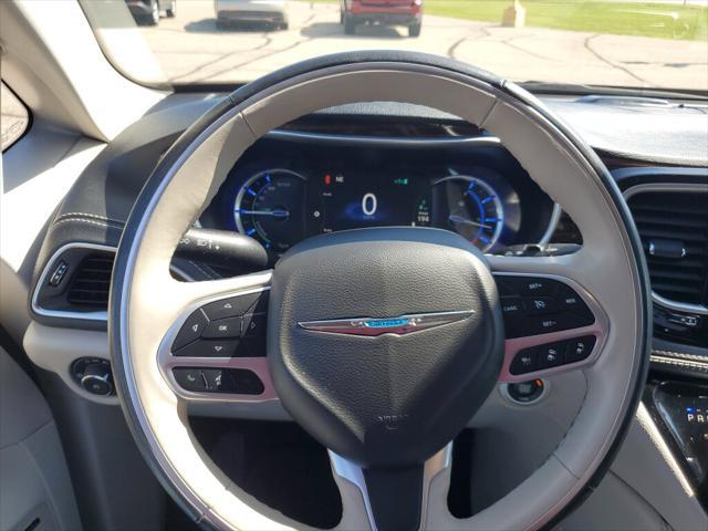 used 2021 Chrysler Pacifica Hybrid car, priced at $28,997