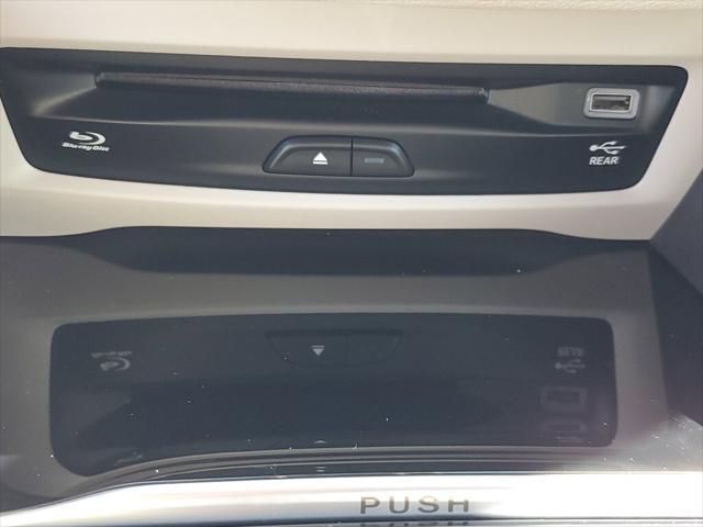 used 2021 Chrysler Pacifica Hybrid car, priced at $28,997
