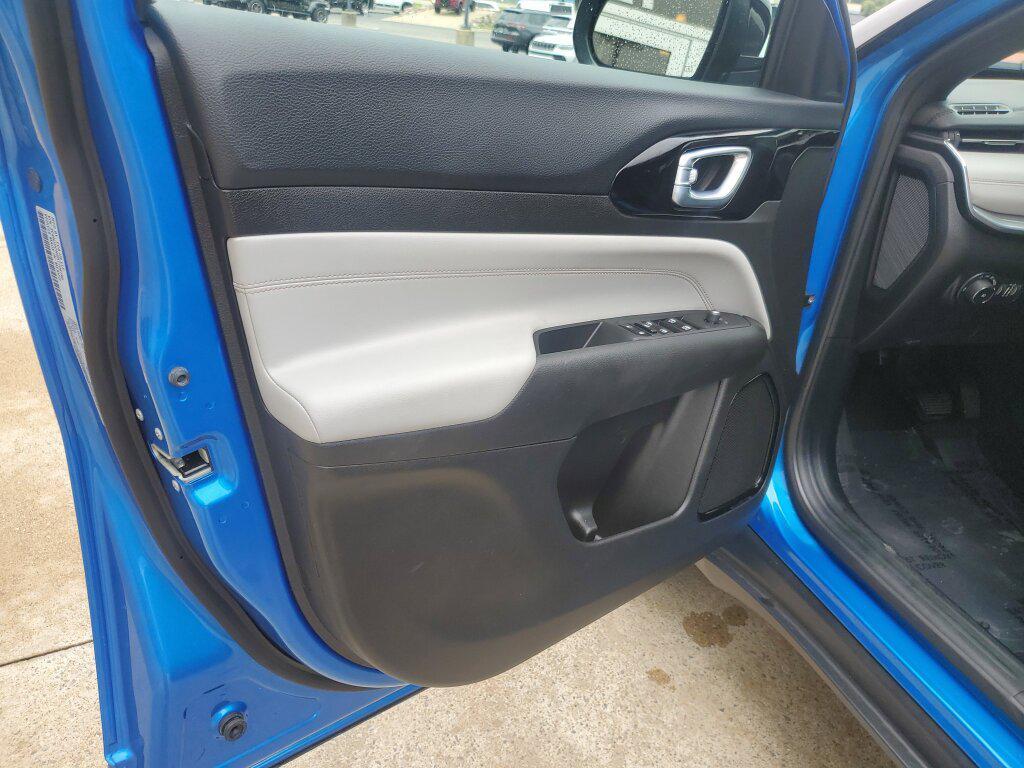 used 2024 Jeep Compass car, priced at $26,996