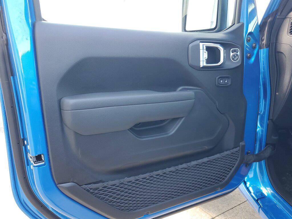 new 2026 Jeep Wrangler car, priced at $43,495