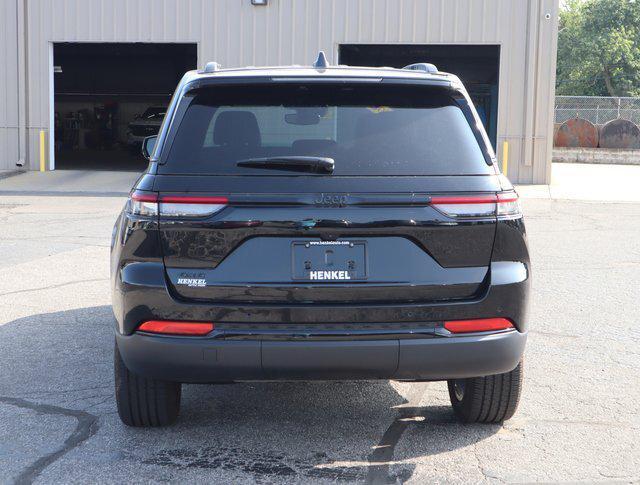 used 2024 Jeep Grand Cherokee car, priced at $35,996