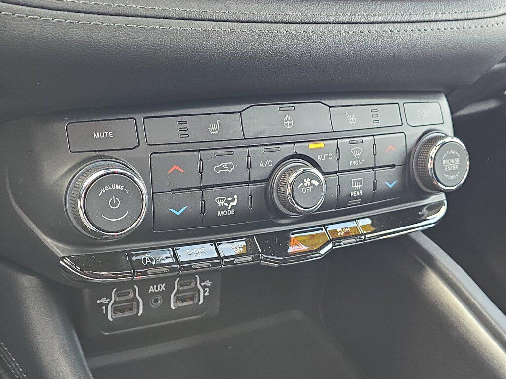 used 2024 Dodge Durango car, priced at $32,992