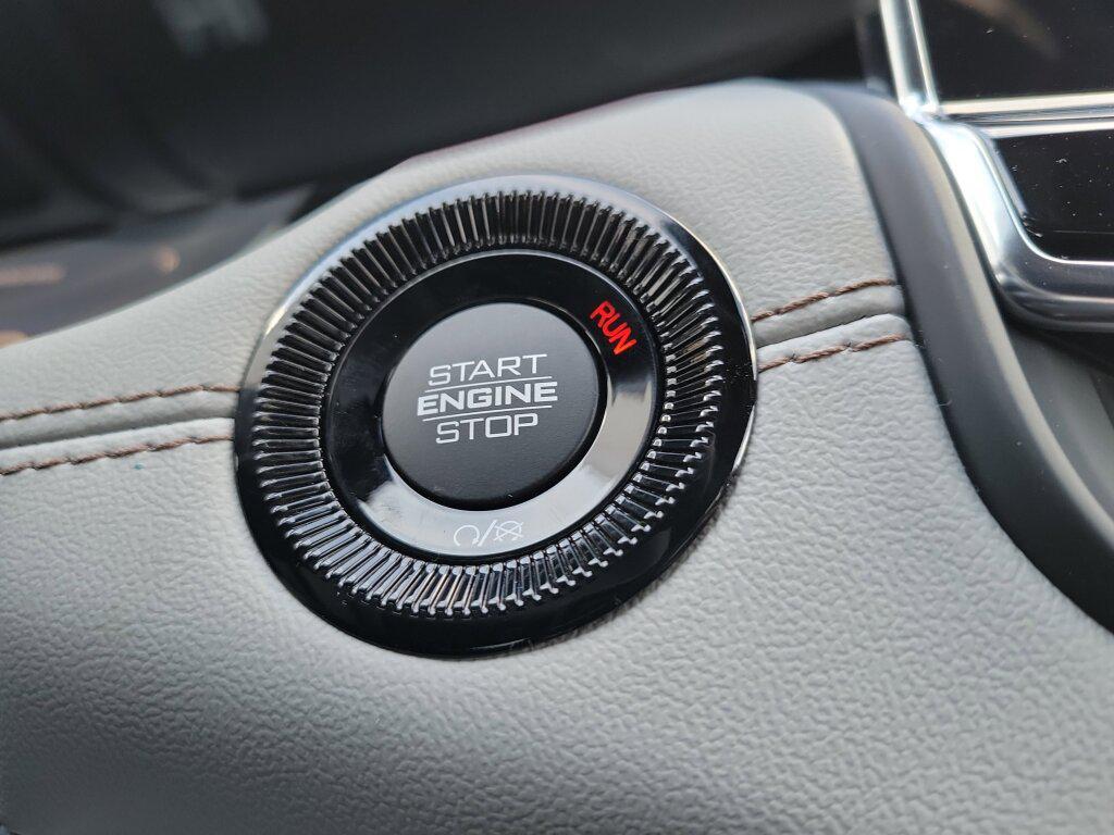 new 2025 Jeep Compass car, priced at $28,695