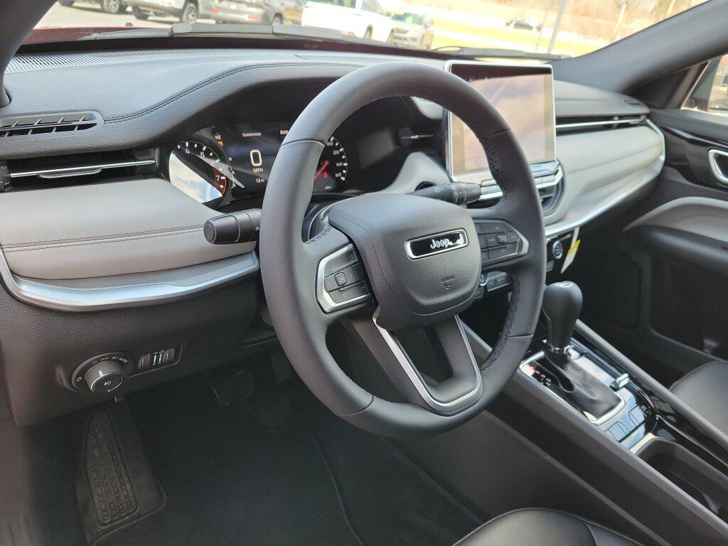 new 2025 Jeep Compass car, priced at $28,695