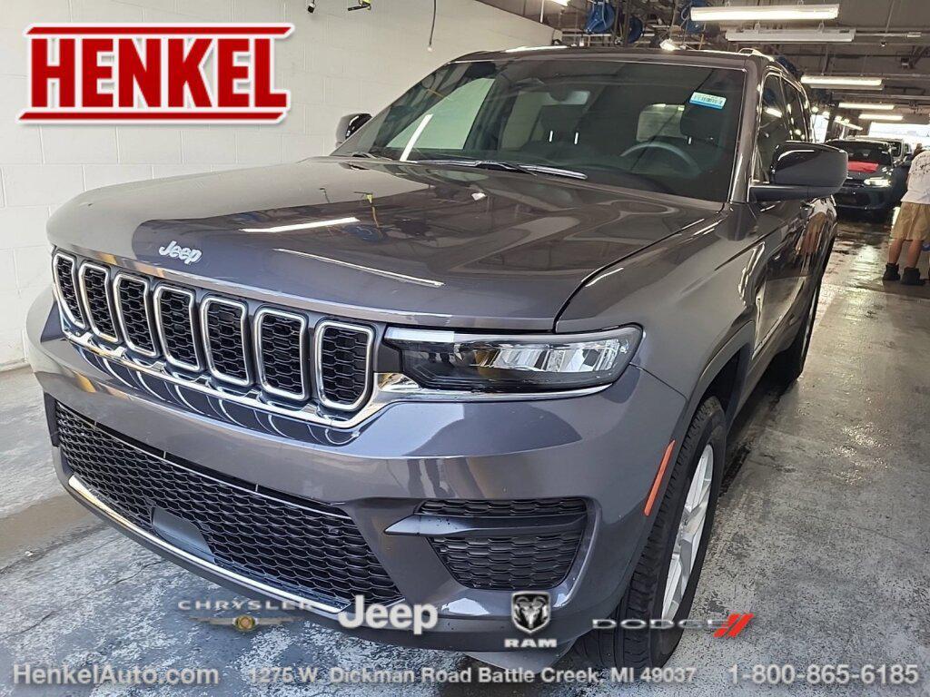 used 2024 Jeep Grand Cherokee car, priced at $33,992