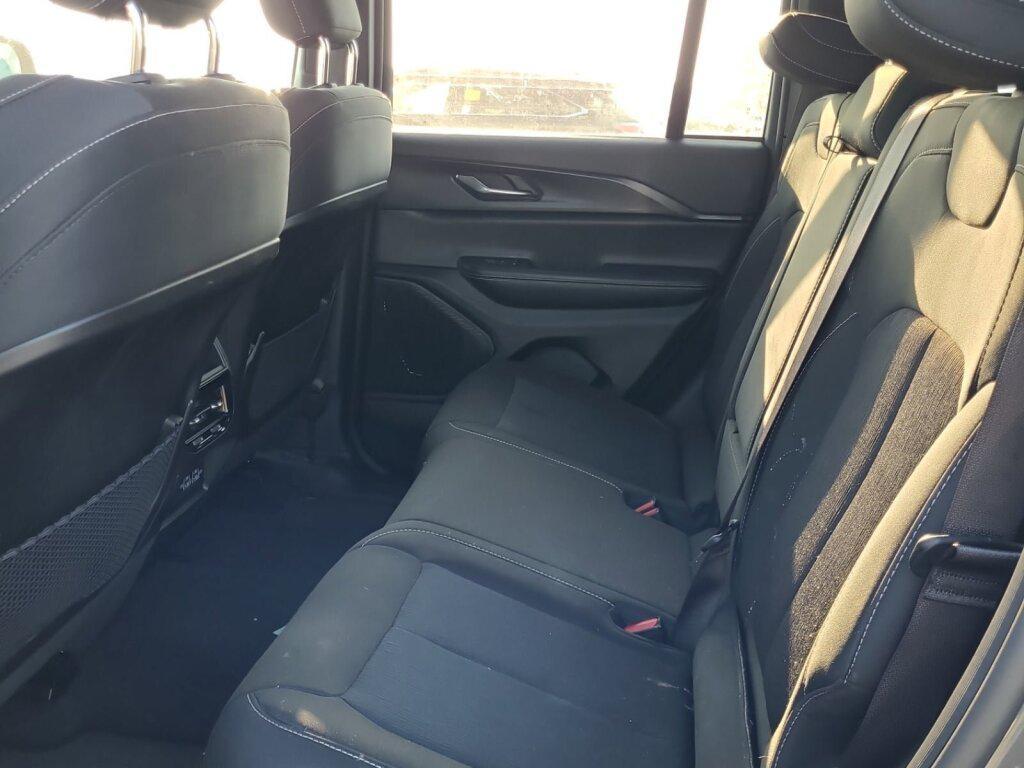 used 2024 Jeep Grand Cherokee car, priced at $33,992
