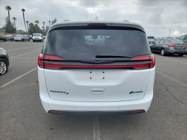 used 2021 Chrysler Pacifica Hybrid car, priced at $28,997