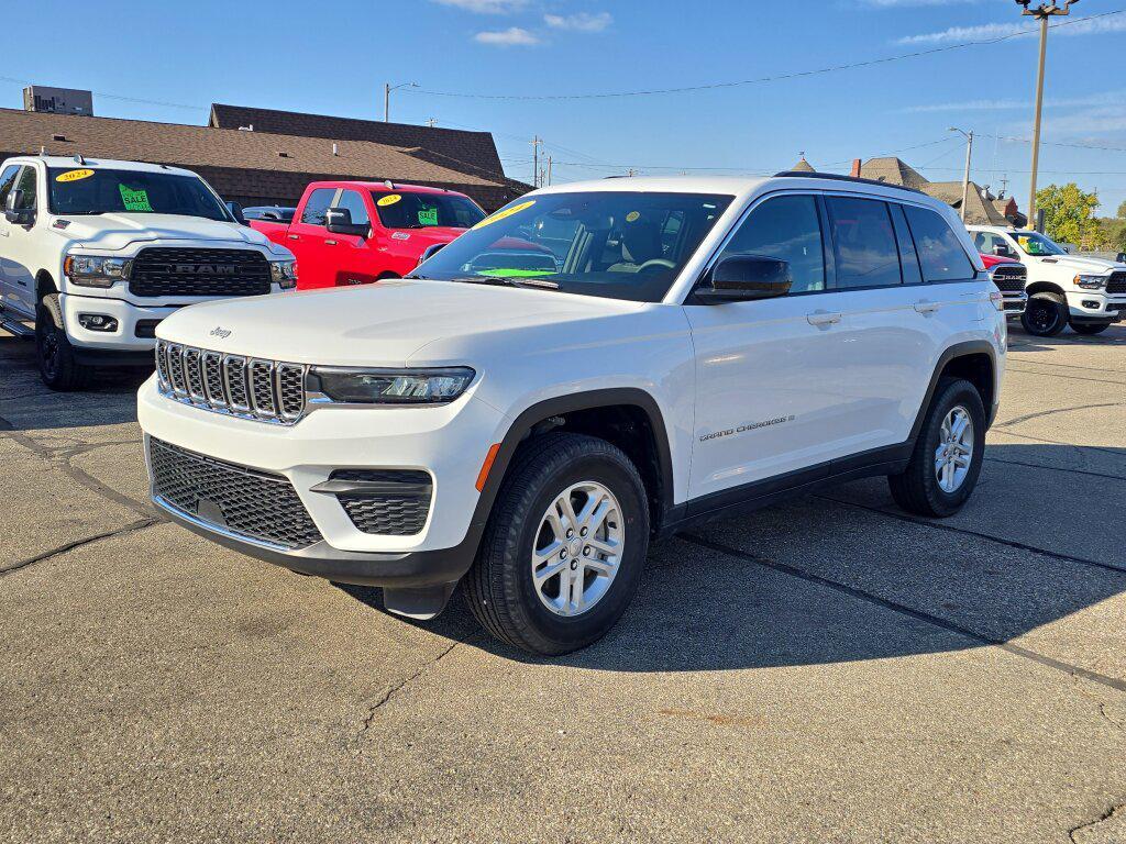 used 2024 Jeep Grand Cherokee car, priced at $26,995