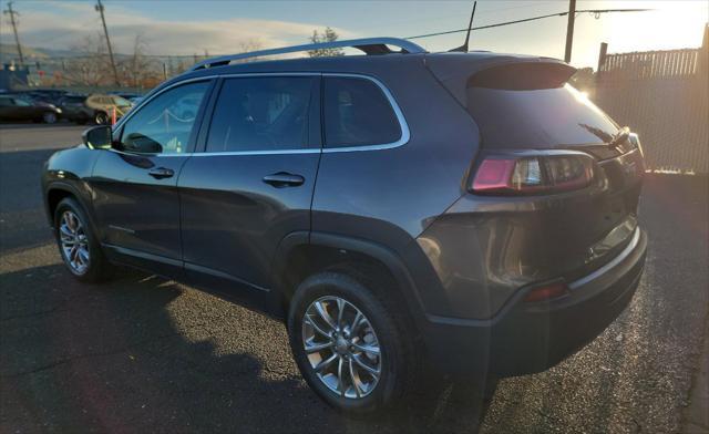 used 2019 Jeep Cherokee car, priced at $18,995