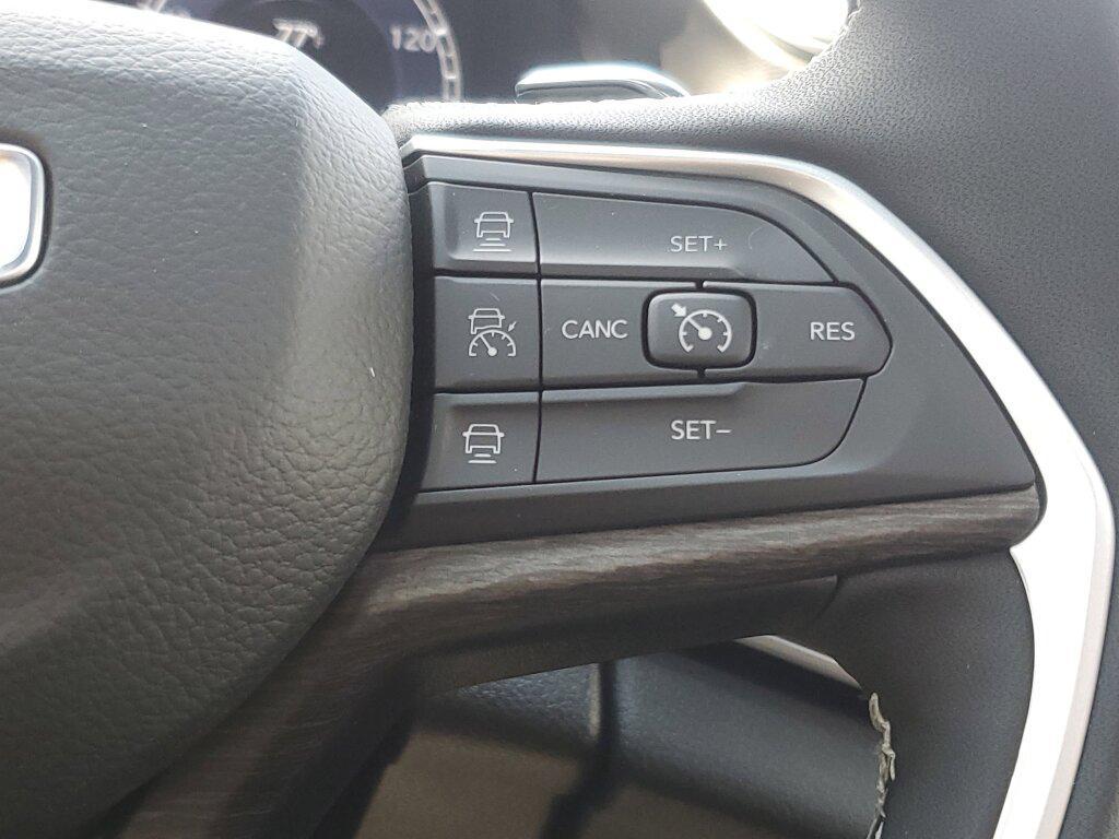 new 2025 Jeep Grand Cherokee L car, priced at $48,295