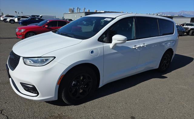 used 2022 Chrysler Pacifica Hybrid car, priced at $26,996