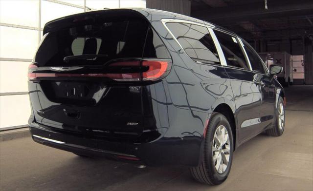 used 2025 Chrysler Pacifica car, priced at $43,997