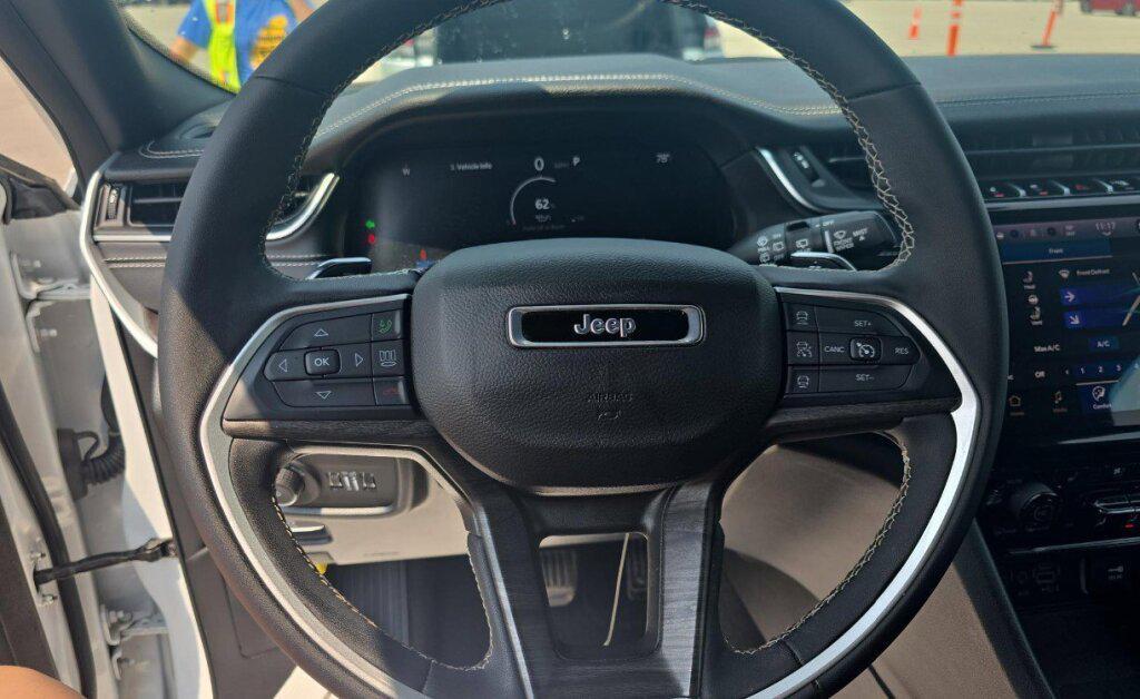 used 2024 Jeep Grand Cherokee L car, priced at $38,992
