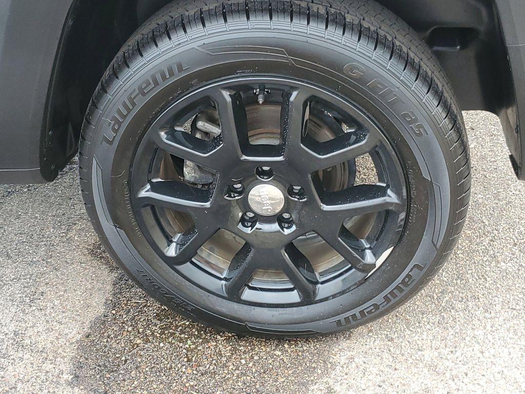 used 2021 Jeep Renegade car, priced at $18,988