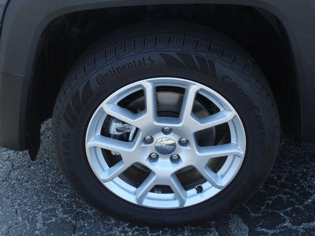 used 2021 Jeep Renegade car, priced at $18,988