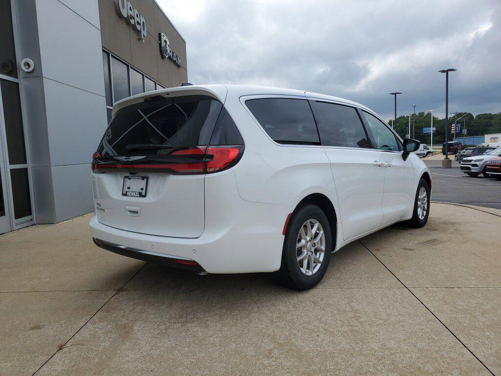 new 2026 Chrysler Pacifica car, priced at $41,995