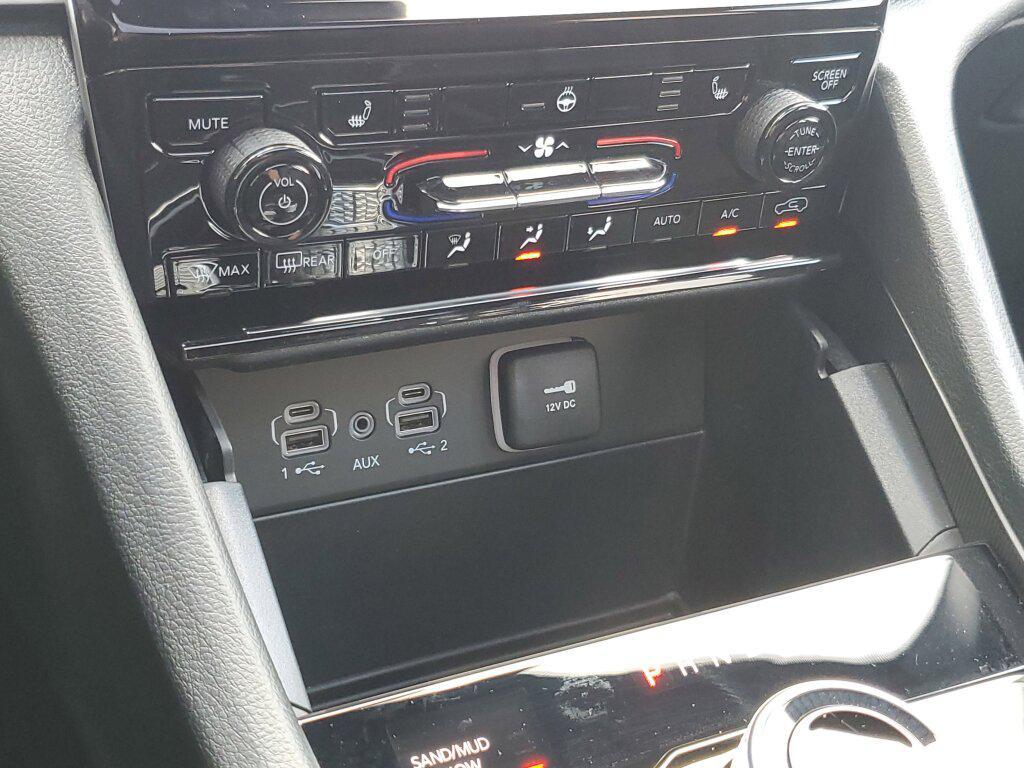 new 2025 Jeep Grand Cherokee L car, priced at $48,295