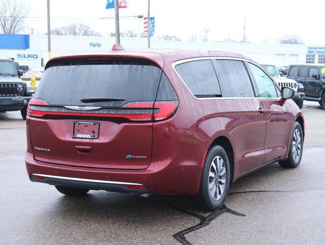 used 2022 Chrysler Pacifica Hybrid car, priced at $28,997